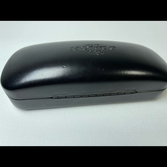 Coach Black Glass Case with new microfiber cleaning pad and insert - Picture 6 of 11